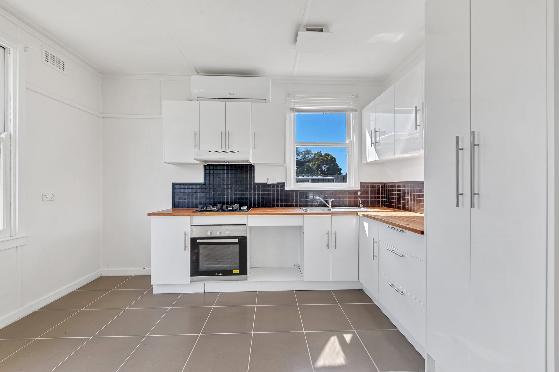6A Emu Court, Norlane image 3