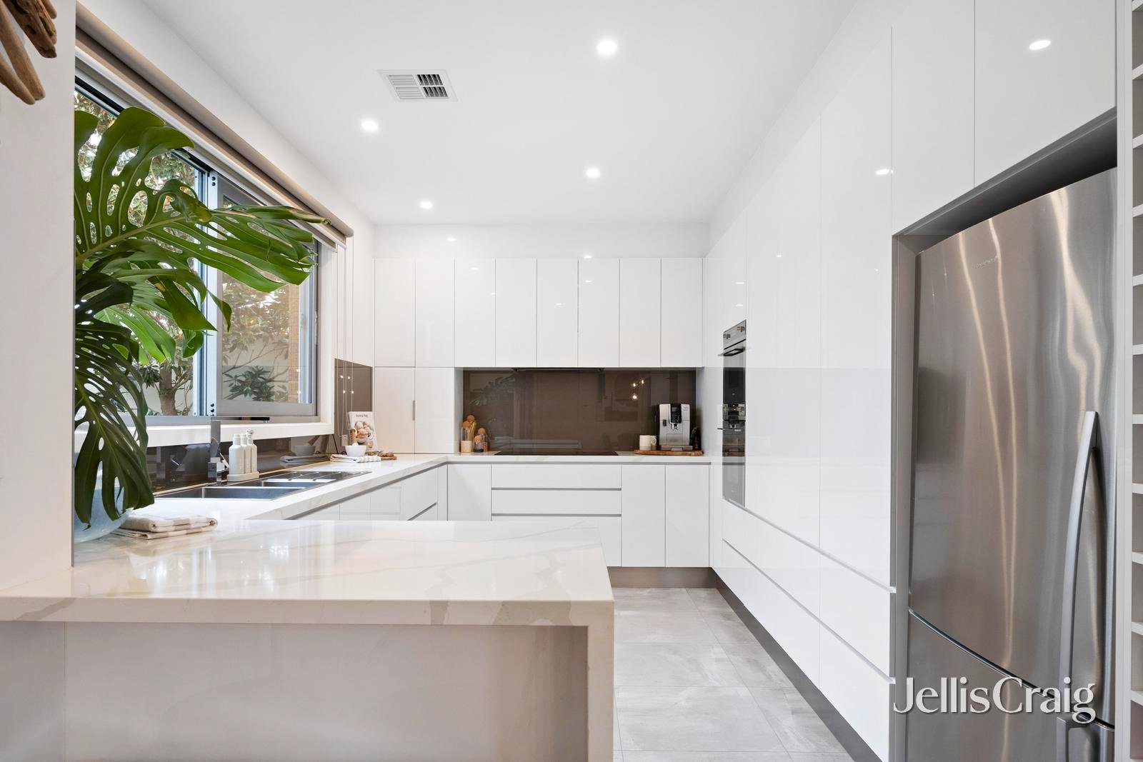 6A Gleneagles Avenue, Mornington image 4