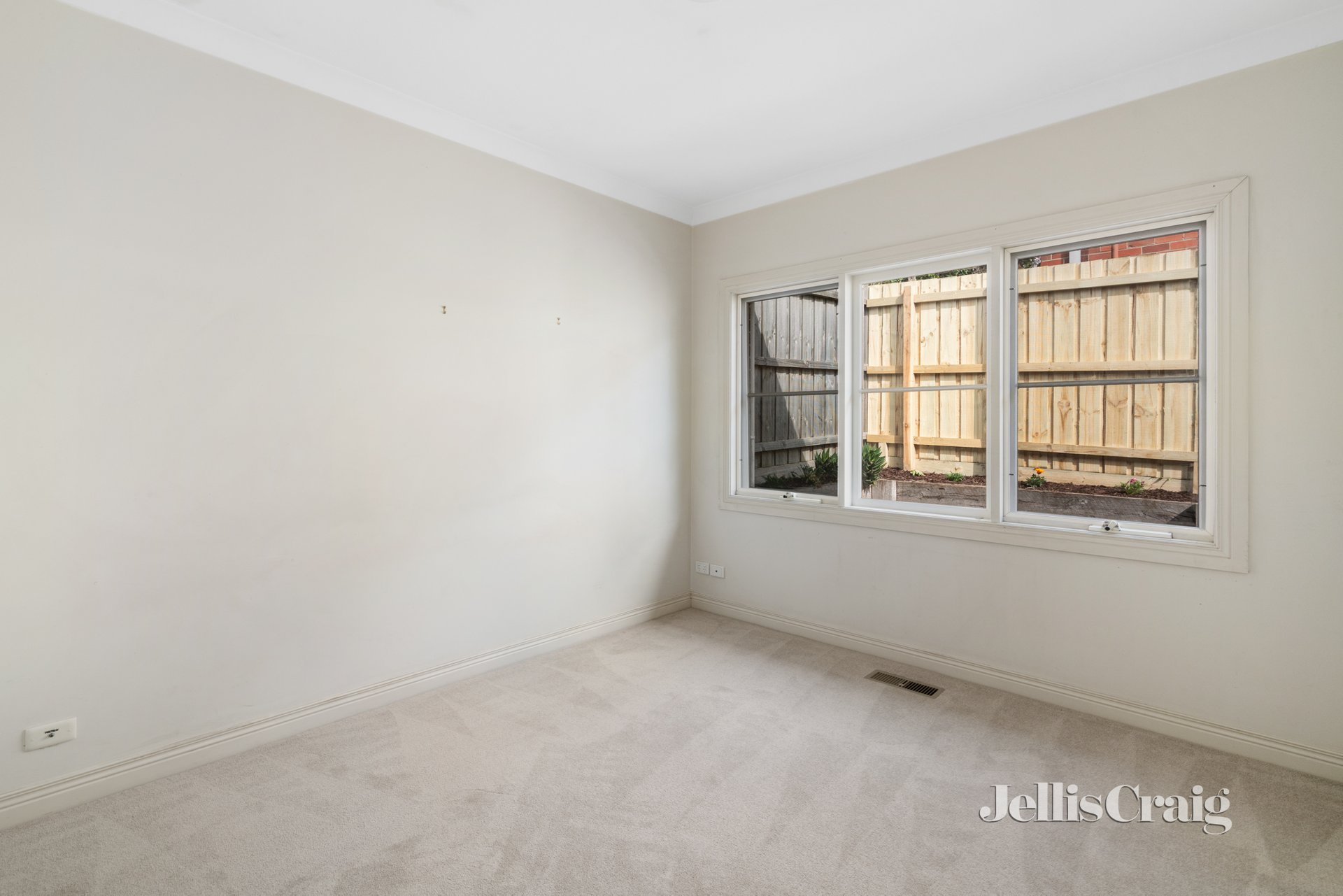 6A Johnston St, Ashburton image 9