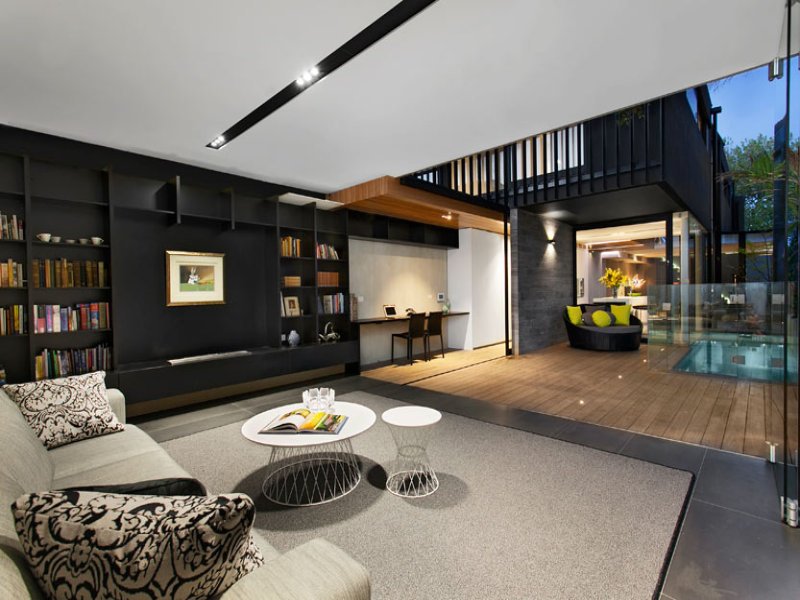 6A Joyce Street, Elwood image 3