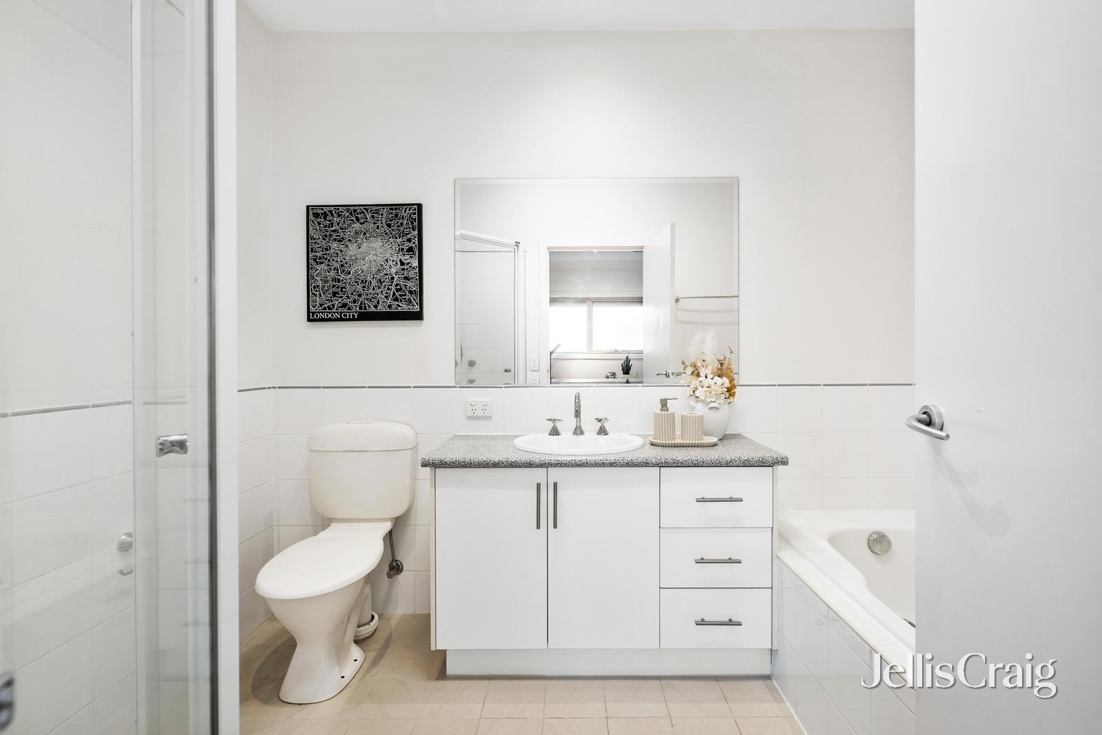 6A Kerr Street, Blackburn image 11