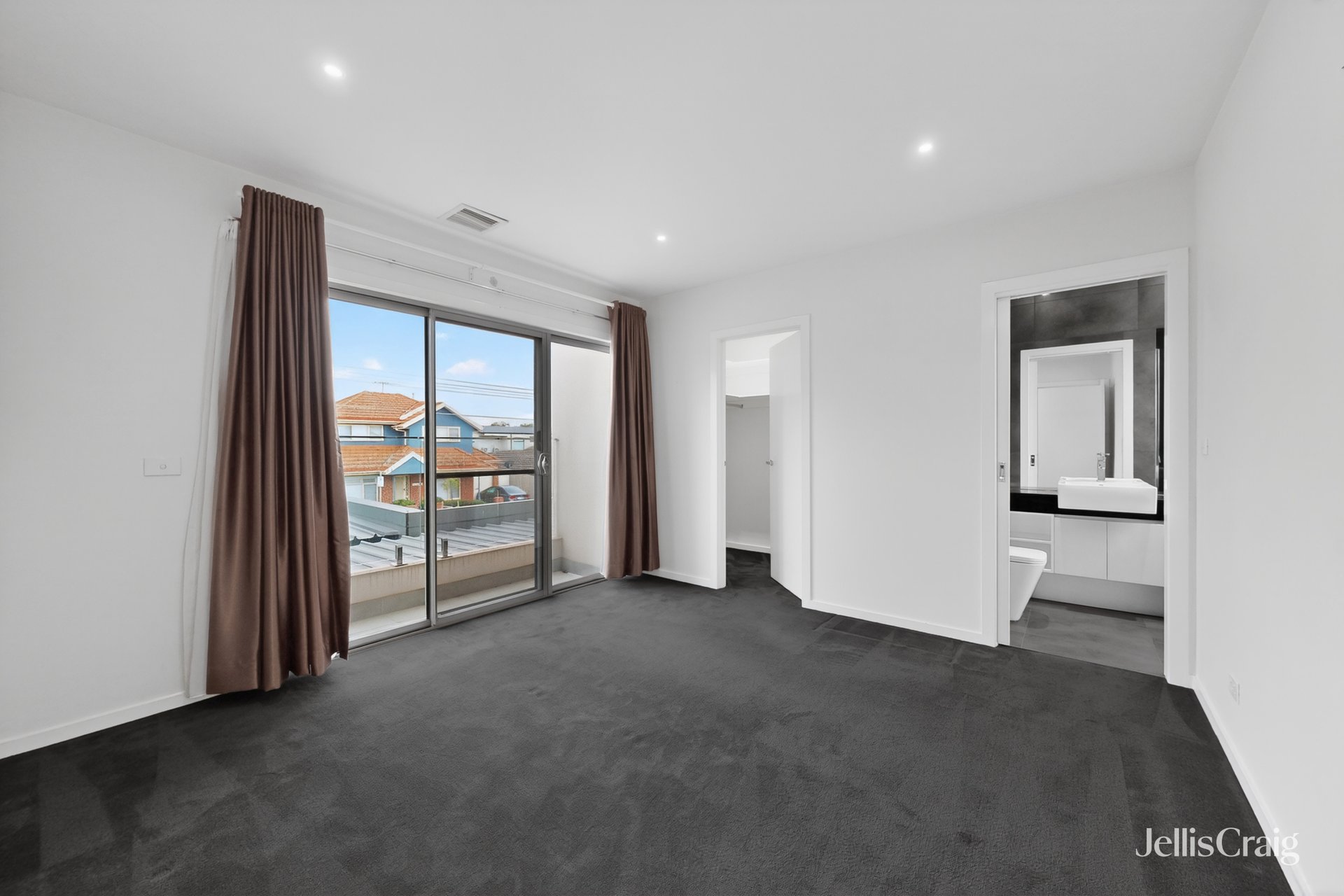 6A Loch Crescent, Strathmore image 8