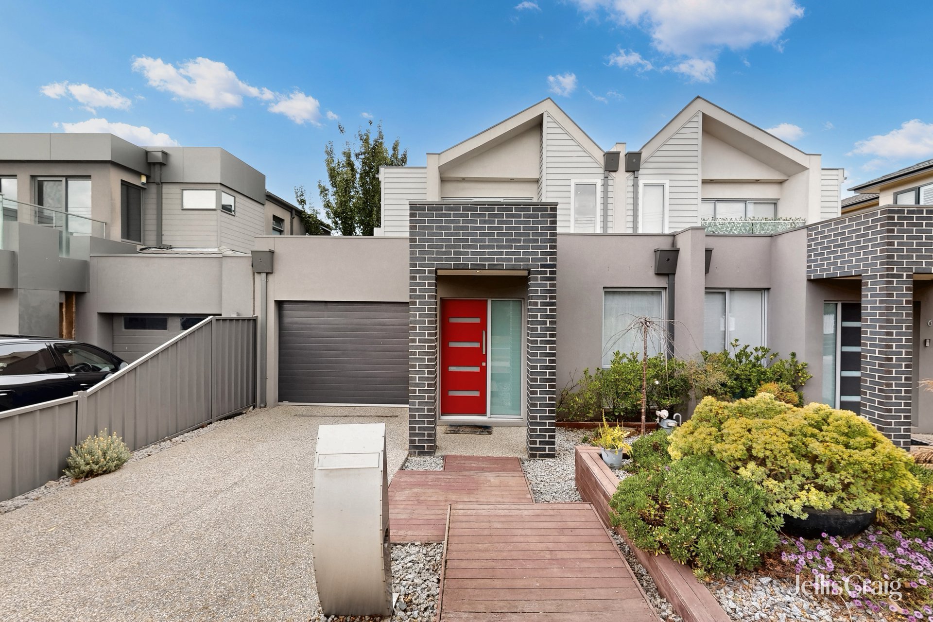 6A Loch Crescent, Strathmore image 1