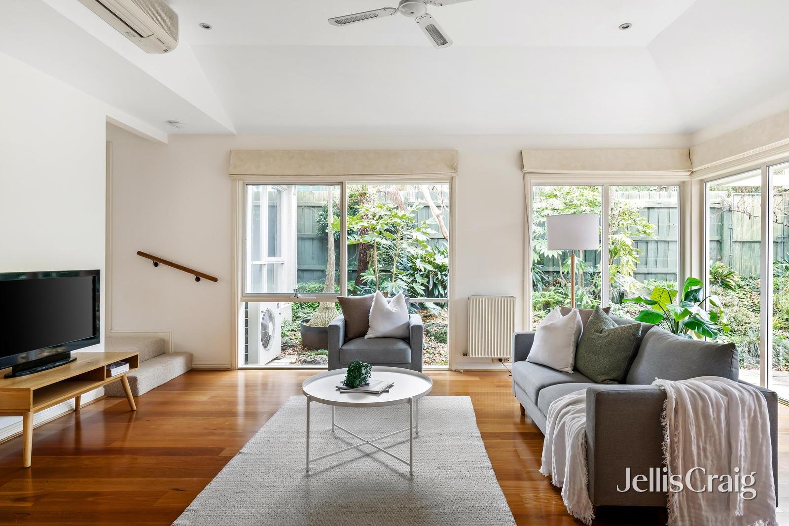 6A Lodge Road, Camberwell image 2