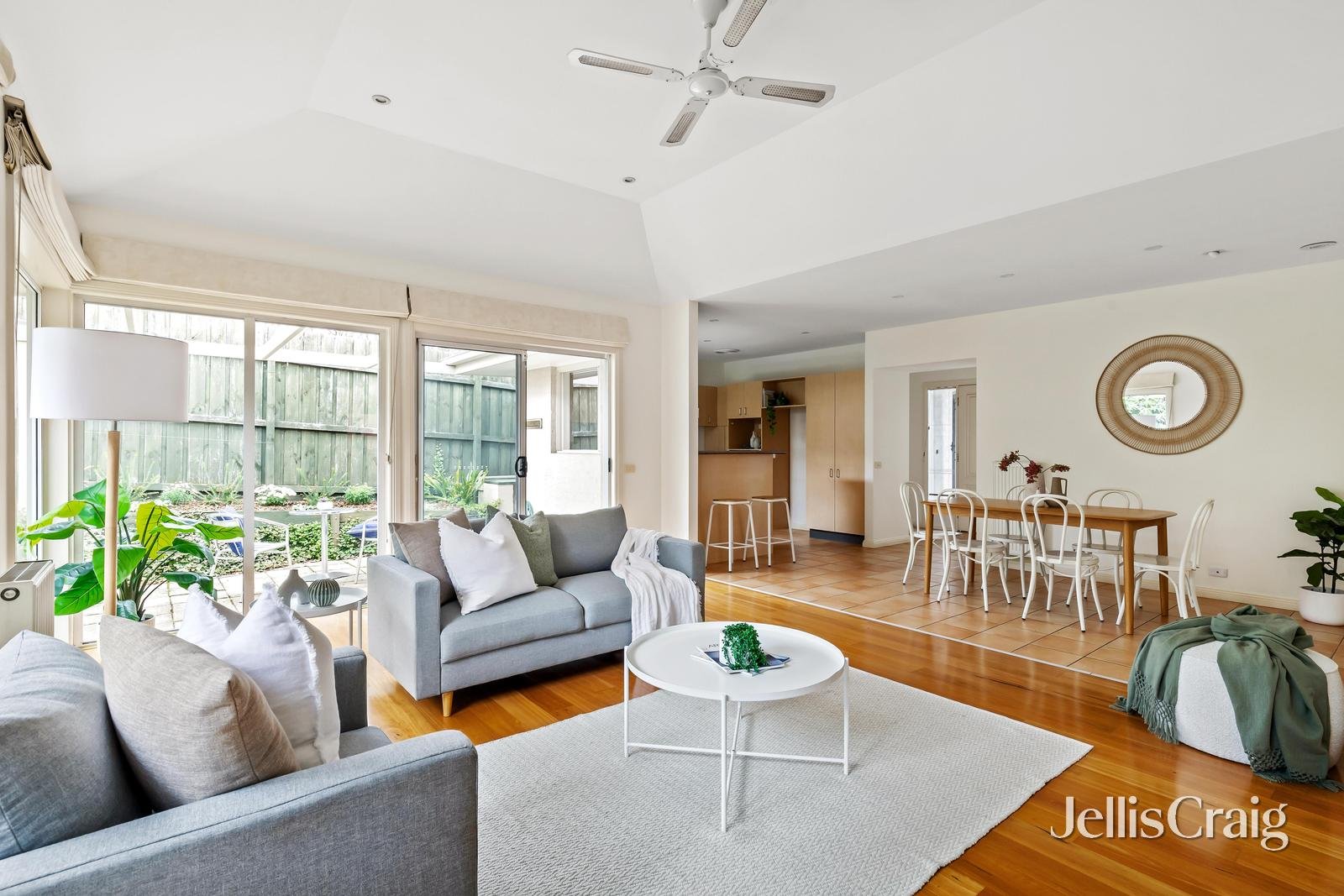 6A Lodge Road, Camberwell image 3