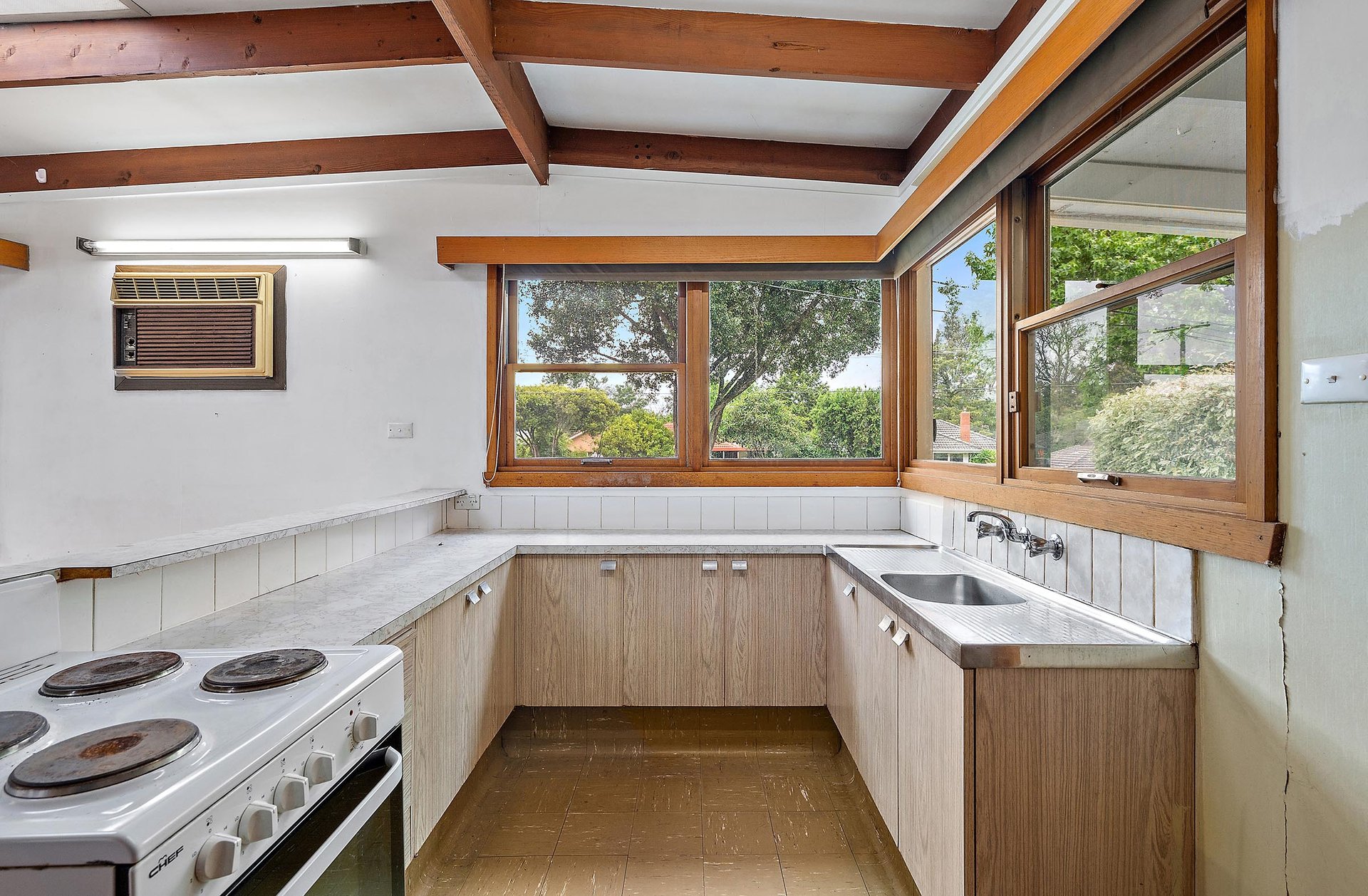 6A Martin Street, Heathmont image 2