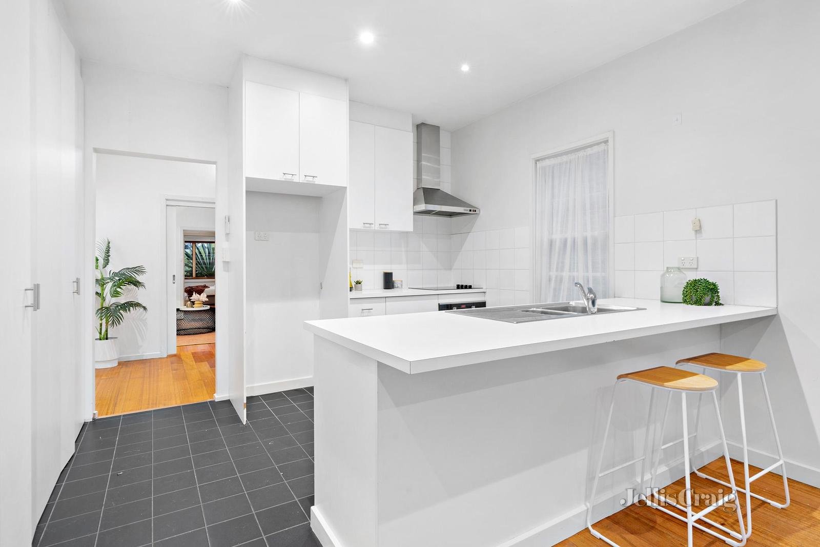 6A Mount Ida Avenue, Hawthorn East image 5