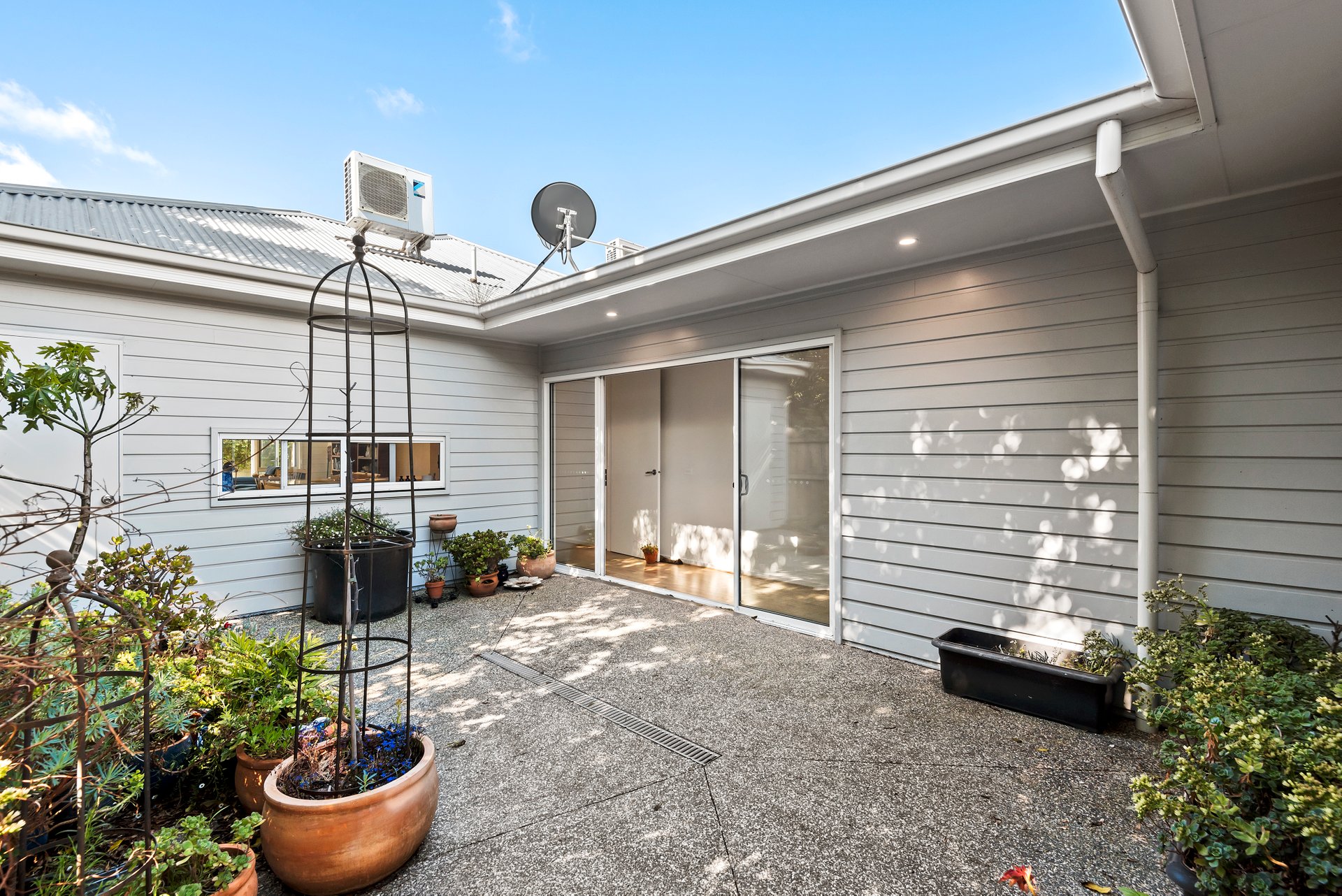 6A Perth, Belmont image 7