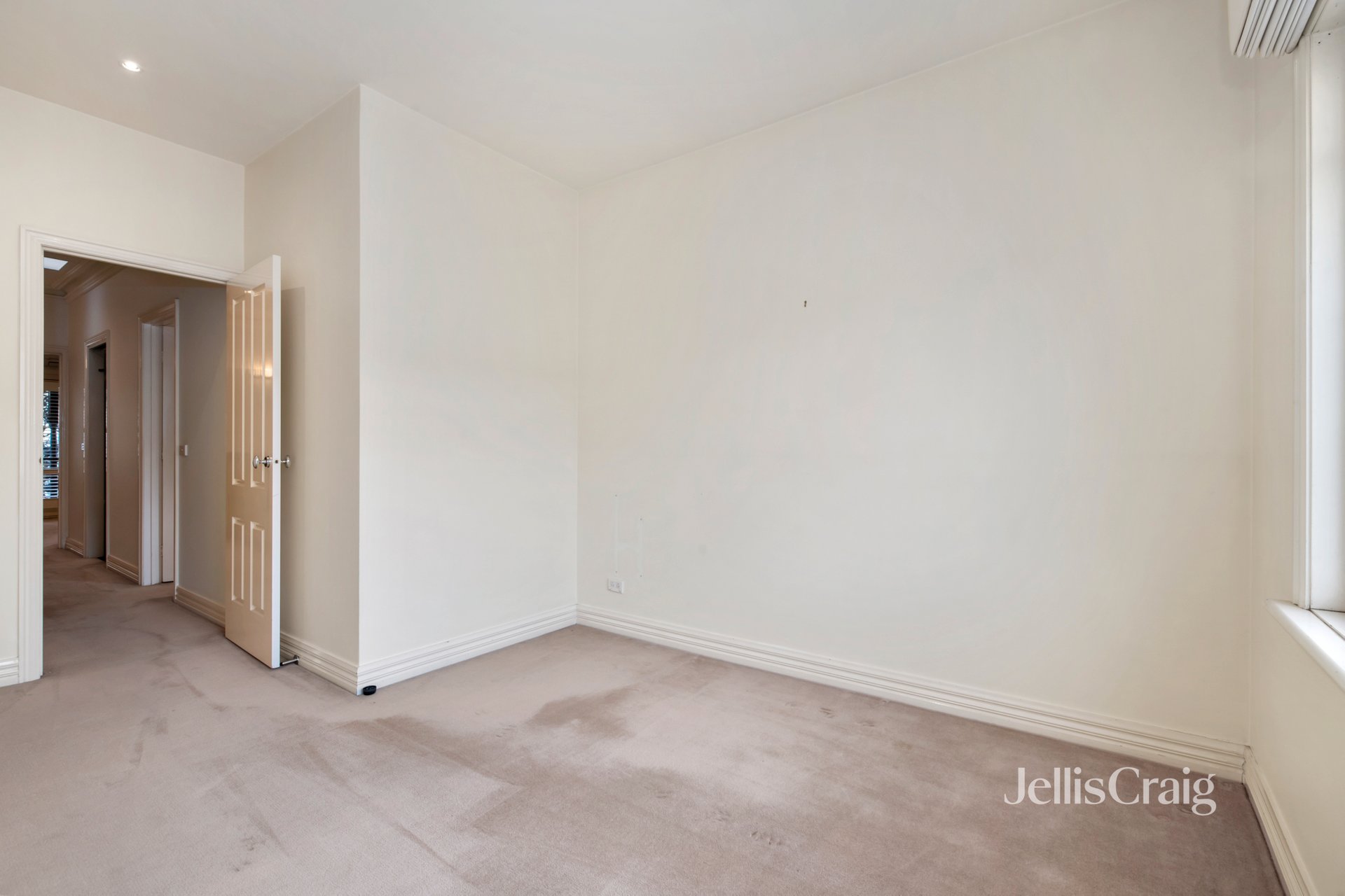 6A Surrey Rd, South Yarra image 7