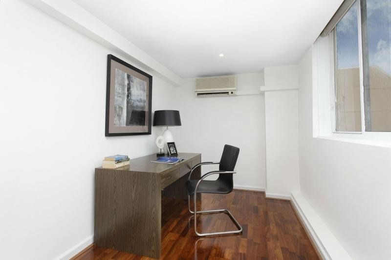 Property Gallery Thumbnail 5