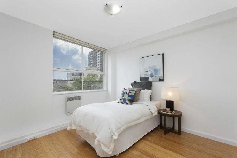 Property Gallery Thumbnail 10