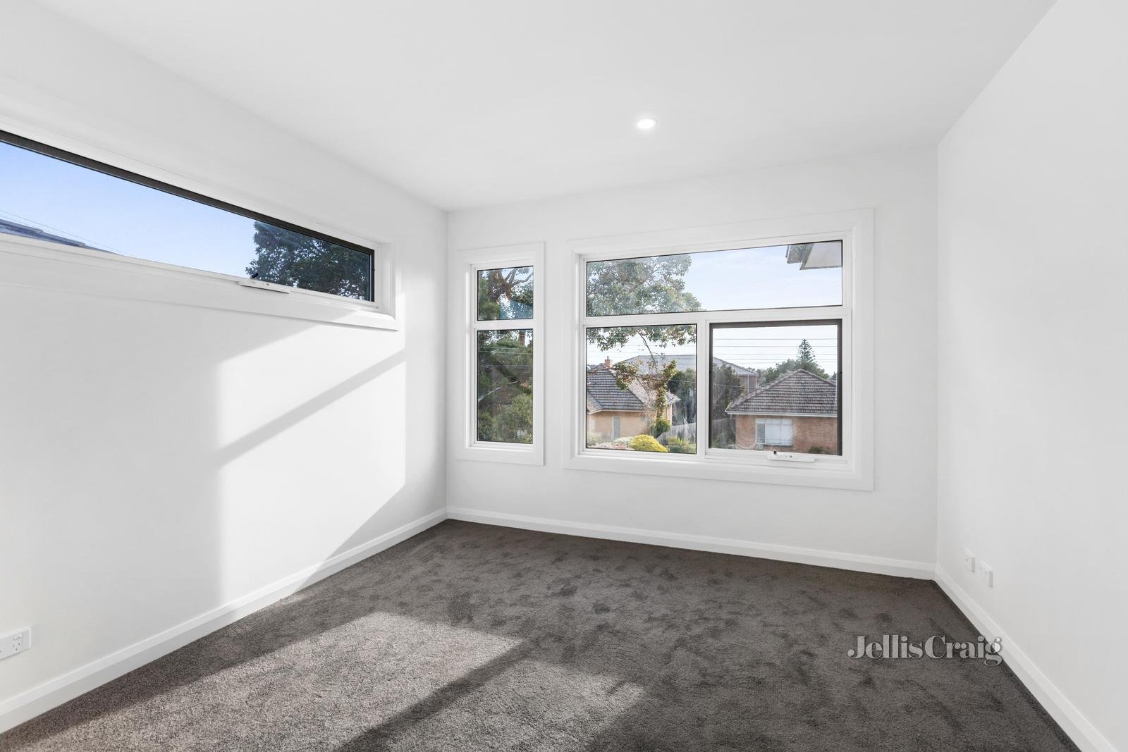 6B Beverley Grove, Mount Waverley image 5