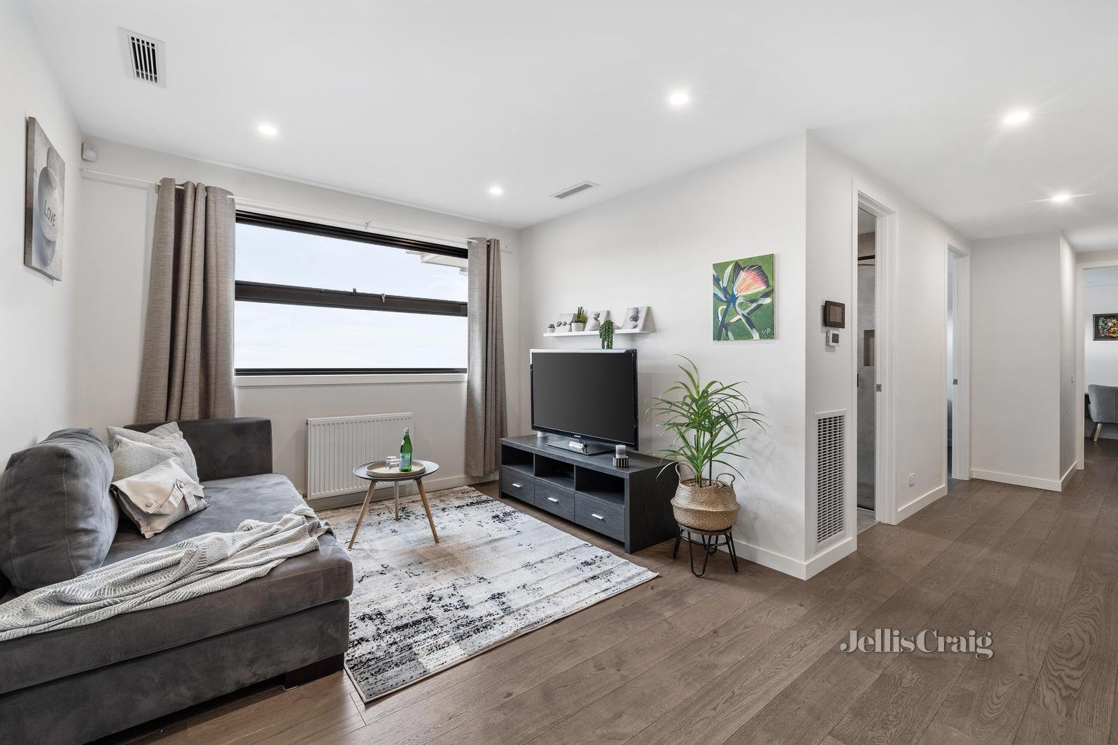 6B Gilmour Road, Bentleigh image 5