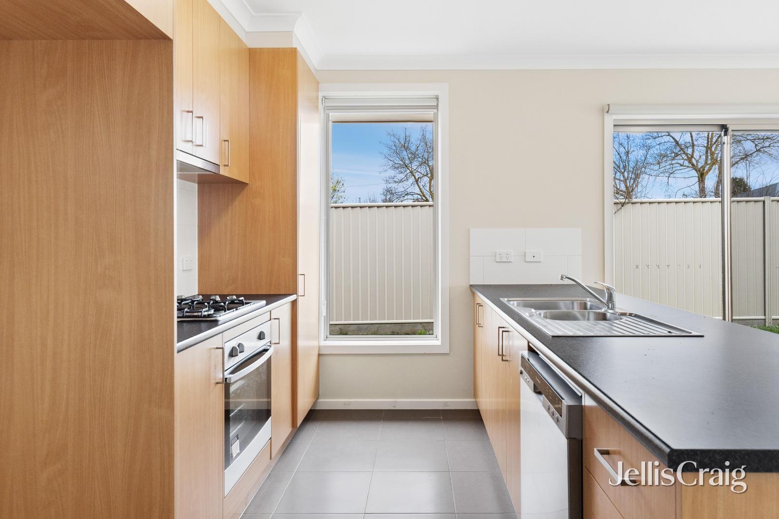 6B Hazel Road, Wendouree image 3