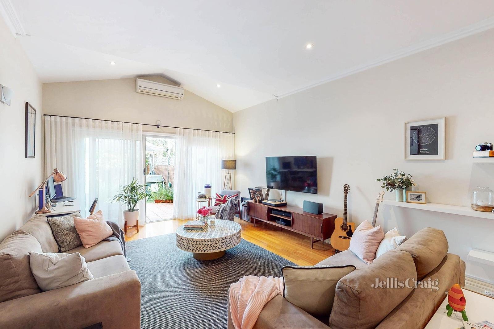 6B Milton Street, Ascot Vale image 2