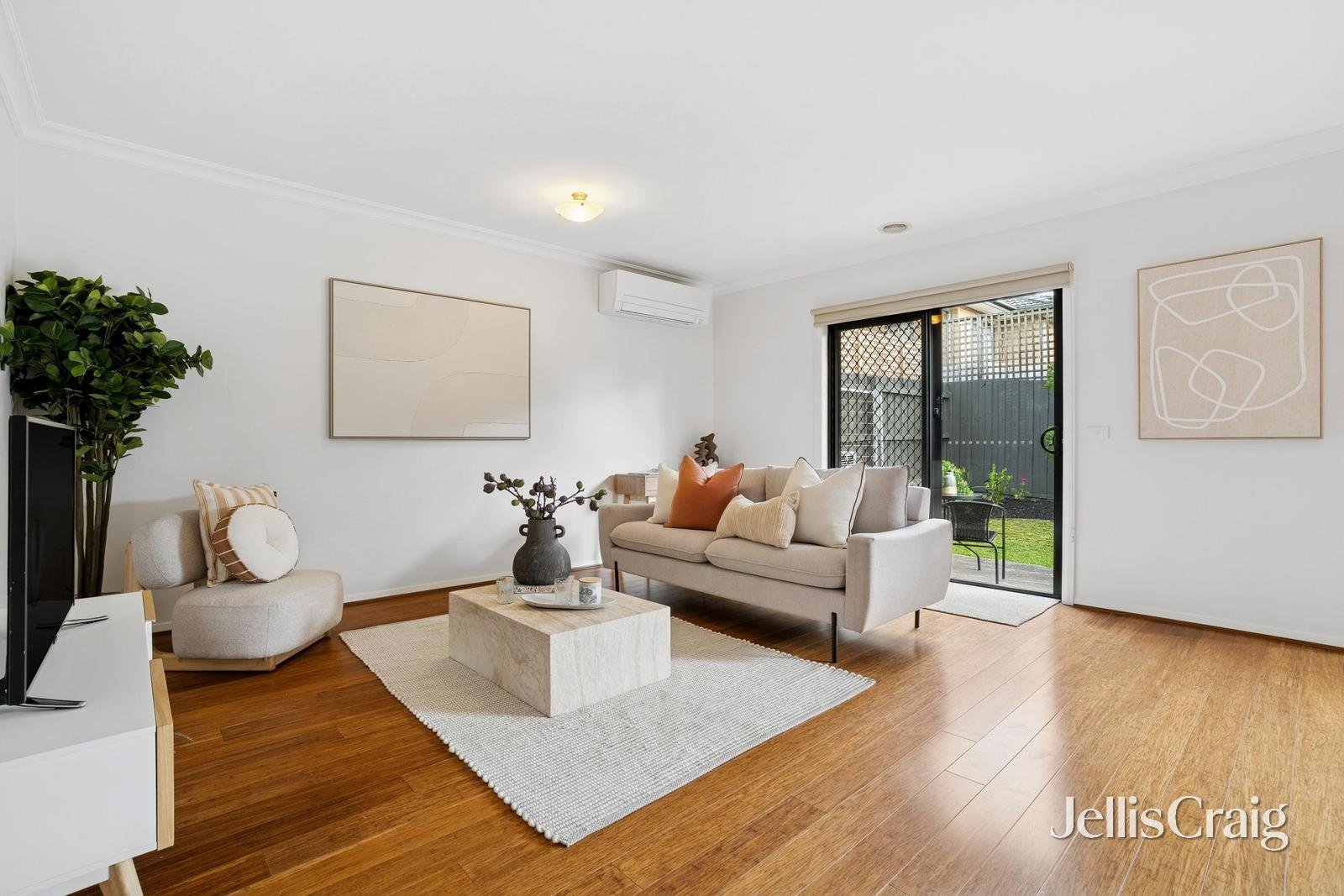 6b William Street, Ringwood image 4
