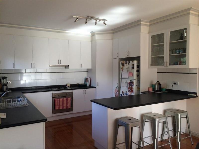 6B Yendon Road, Carnegie image 2