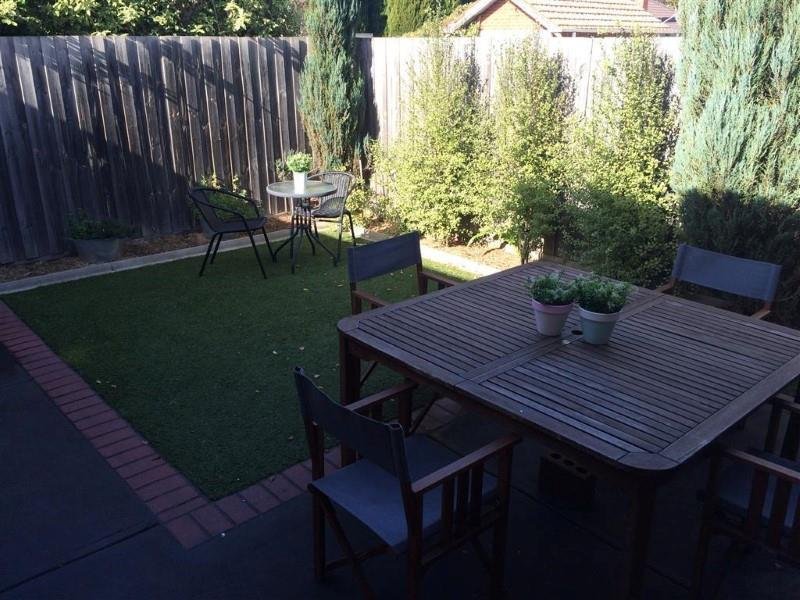 6B Yendon Road, Carnegie image 5