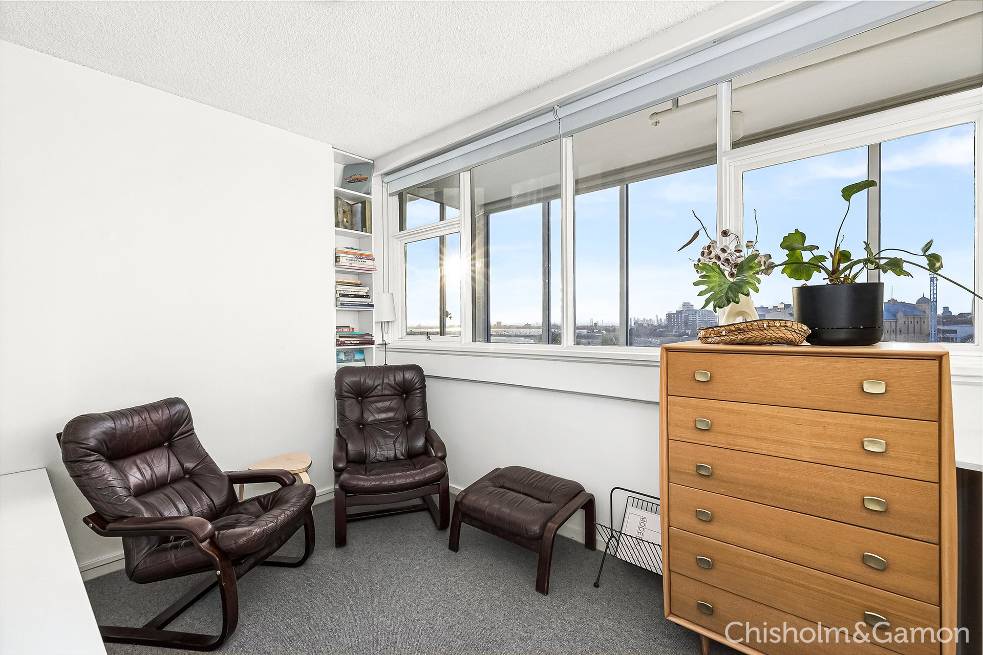 6B/12 Marine Parade, St&nbsp;Kilda image 9