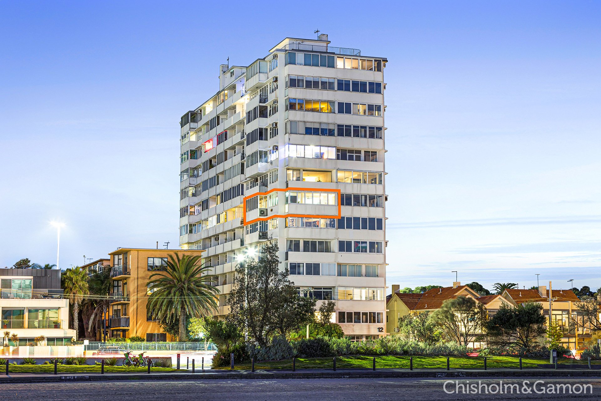 6B/12 Marine Parade, St&nbsp;Kilda image 12
