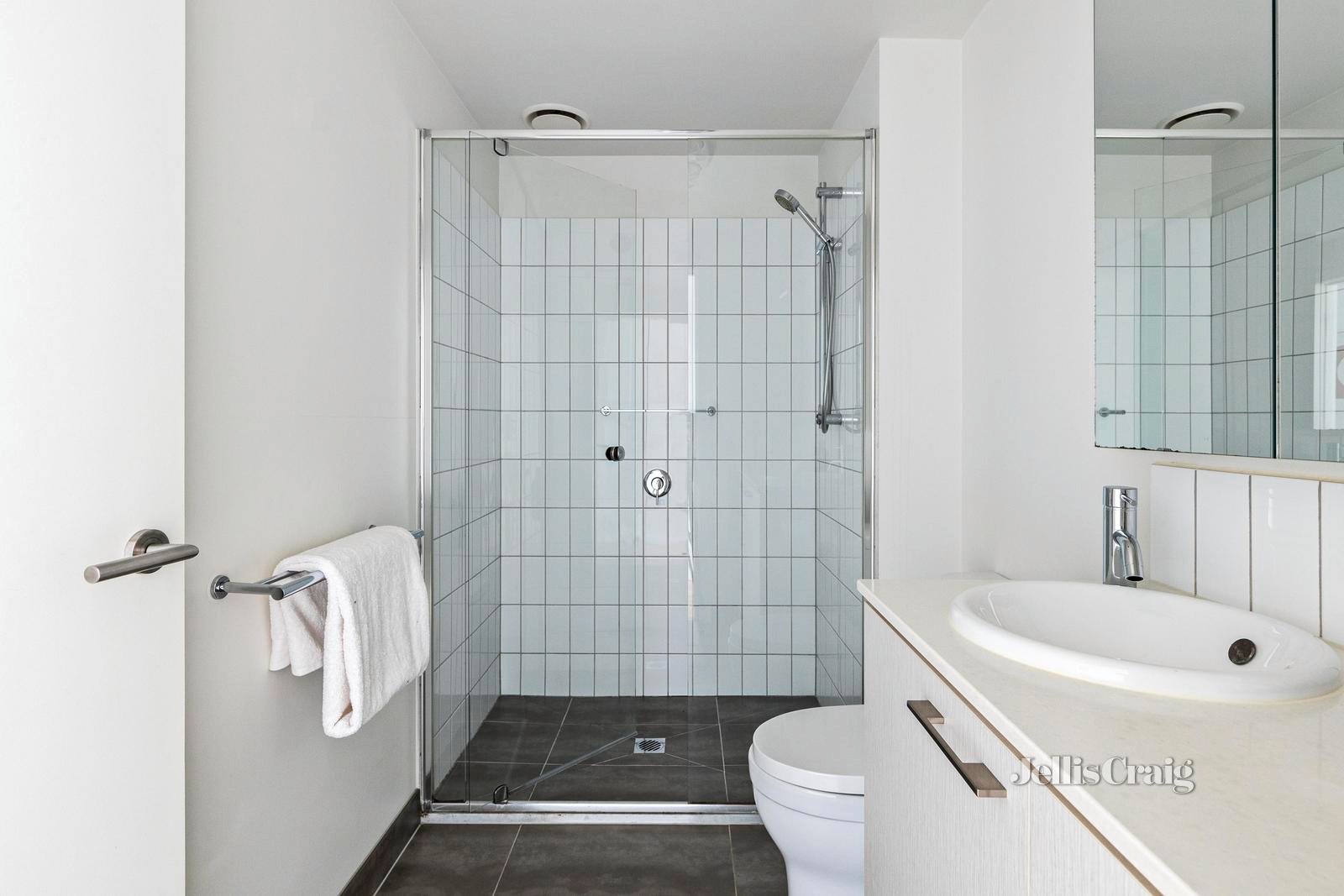 6B/168 Victoria Road, Northcote image 7