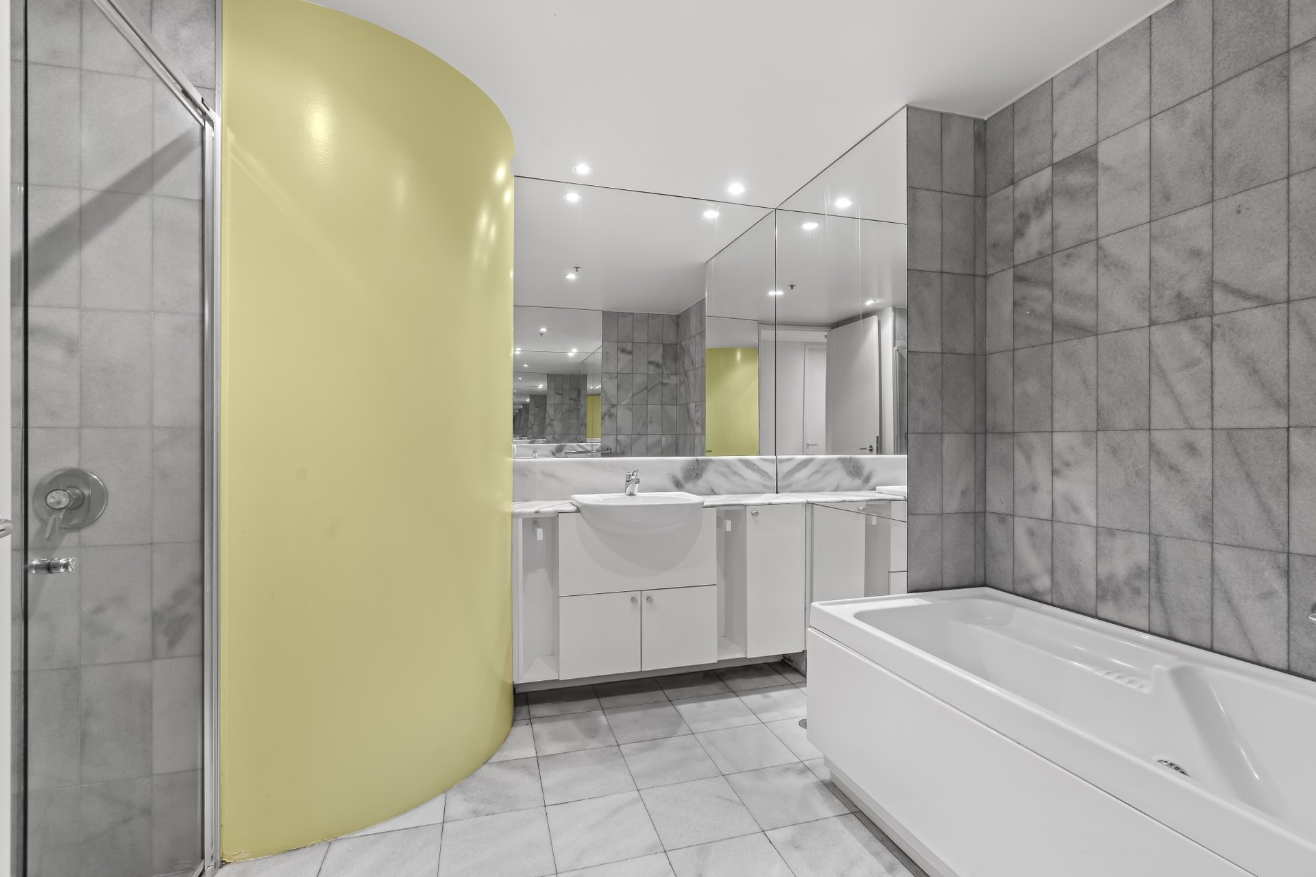 6C/29 Queens Road, Melbourne image 8