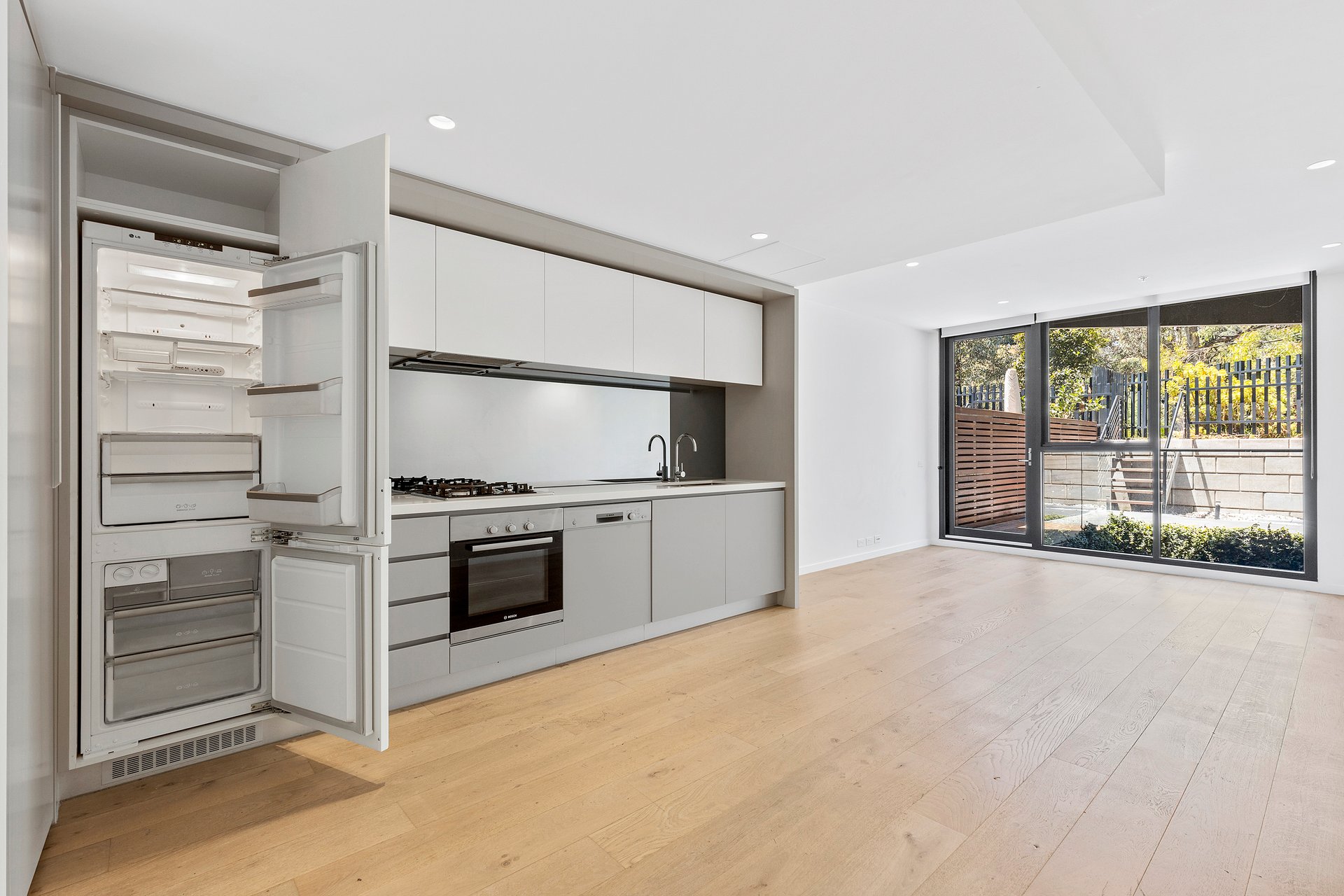 6LG/4 Acacia Place, Abbotsford image 2