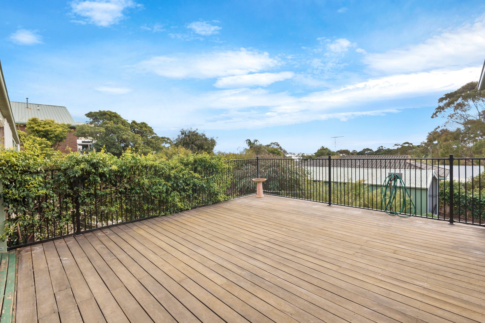 Property Gallery Thumbnail 8