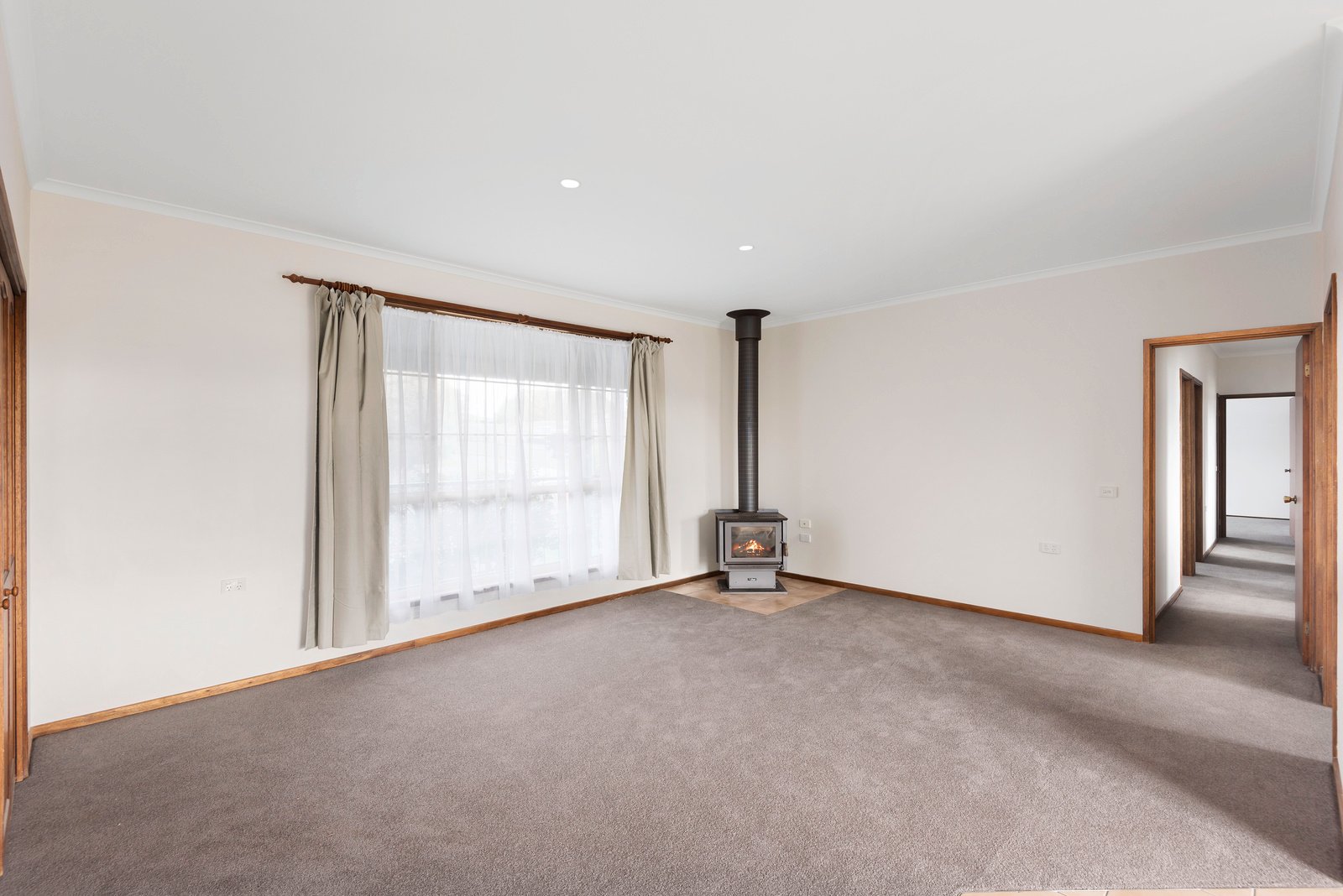 Property Gallery Thumbnail 5