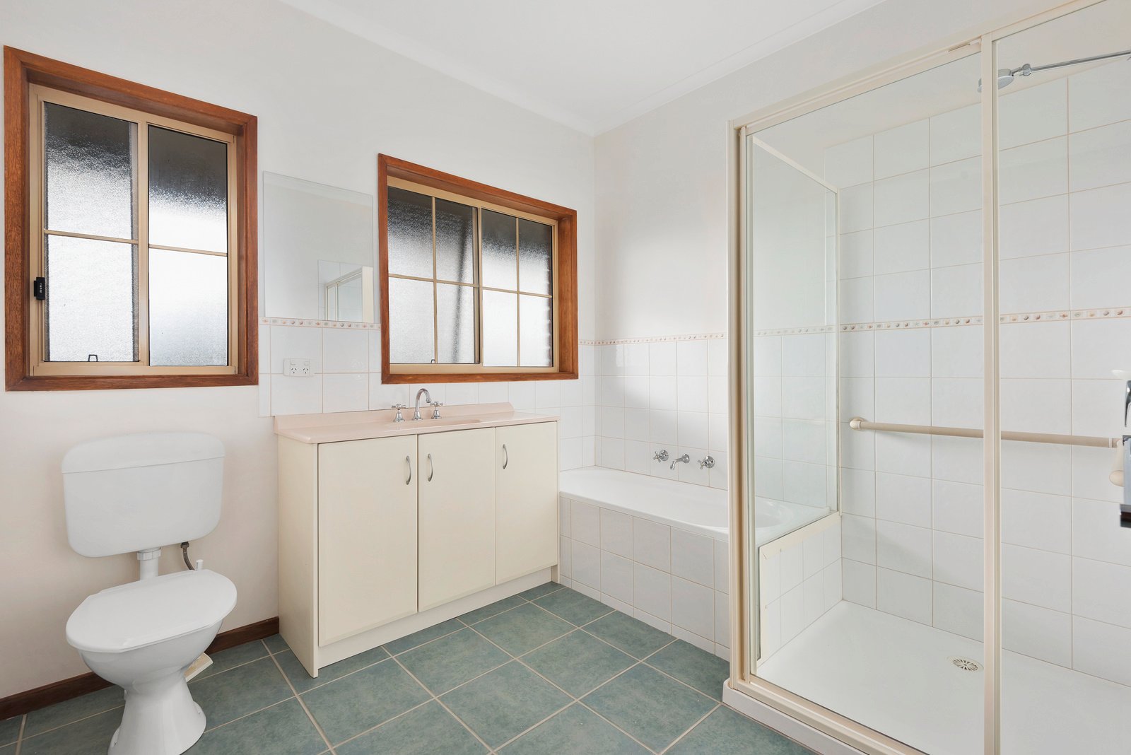 Property Gallery Thumbnail 7