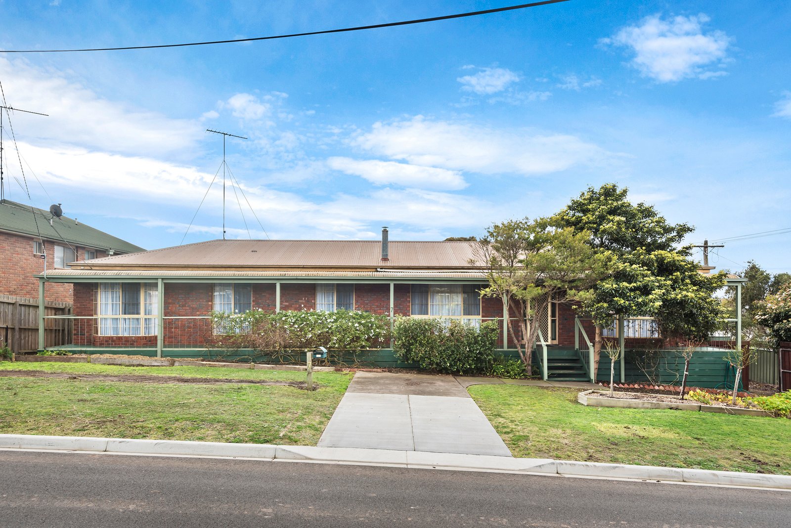 Property Gallery - Main Image