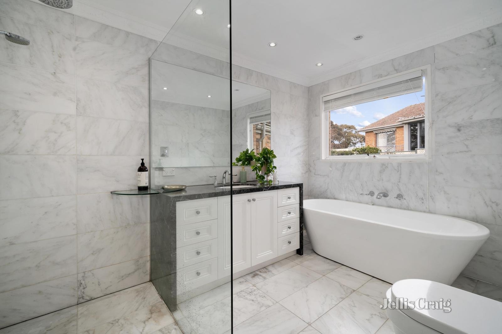 7 & 9 Kalonga Road, Balwyn North image 9