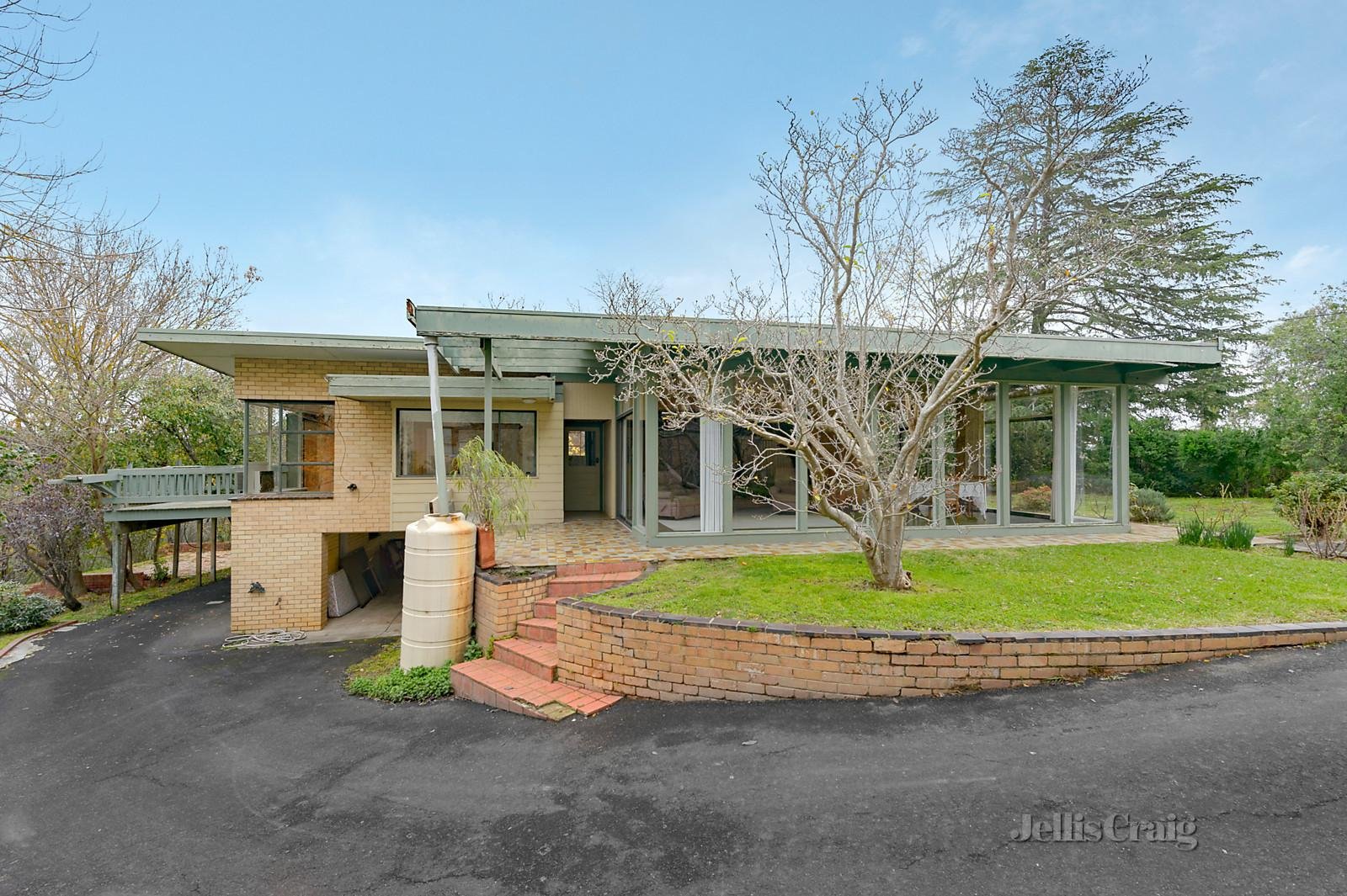 7-9 Orchard Grove, Warrandyte image 2