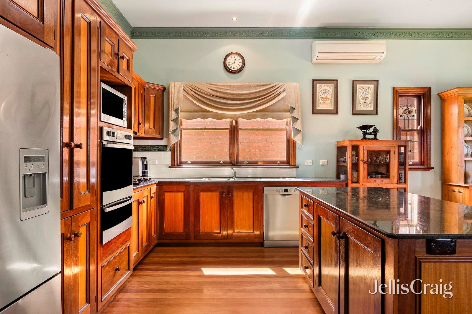 7 Aberfeldie Street, Aberfeldie image 3