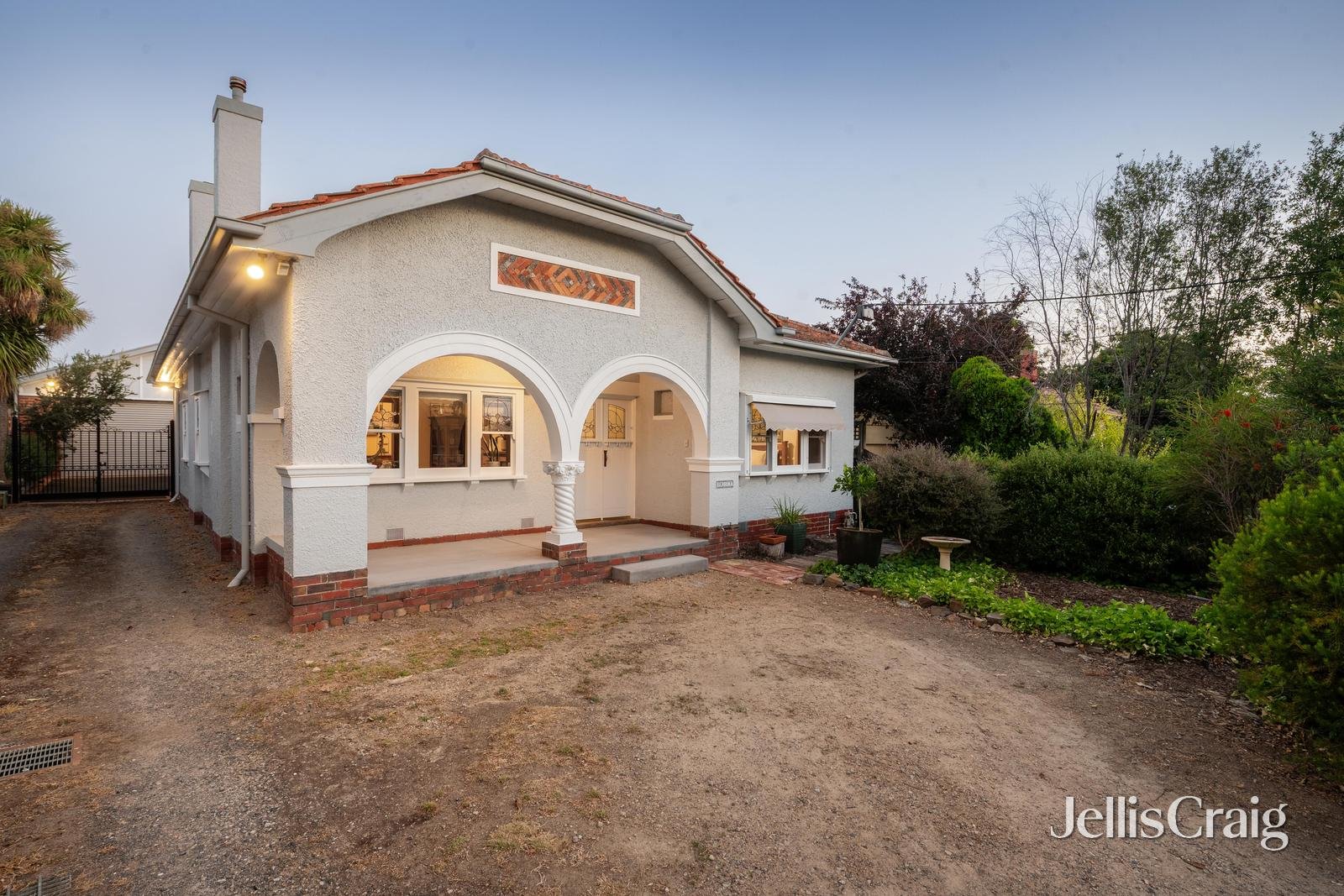 7 Adam Street, Bentleigh image 1