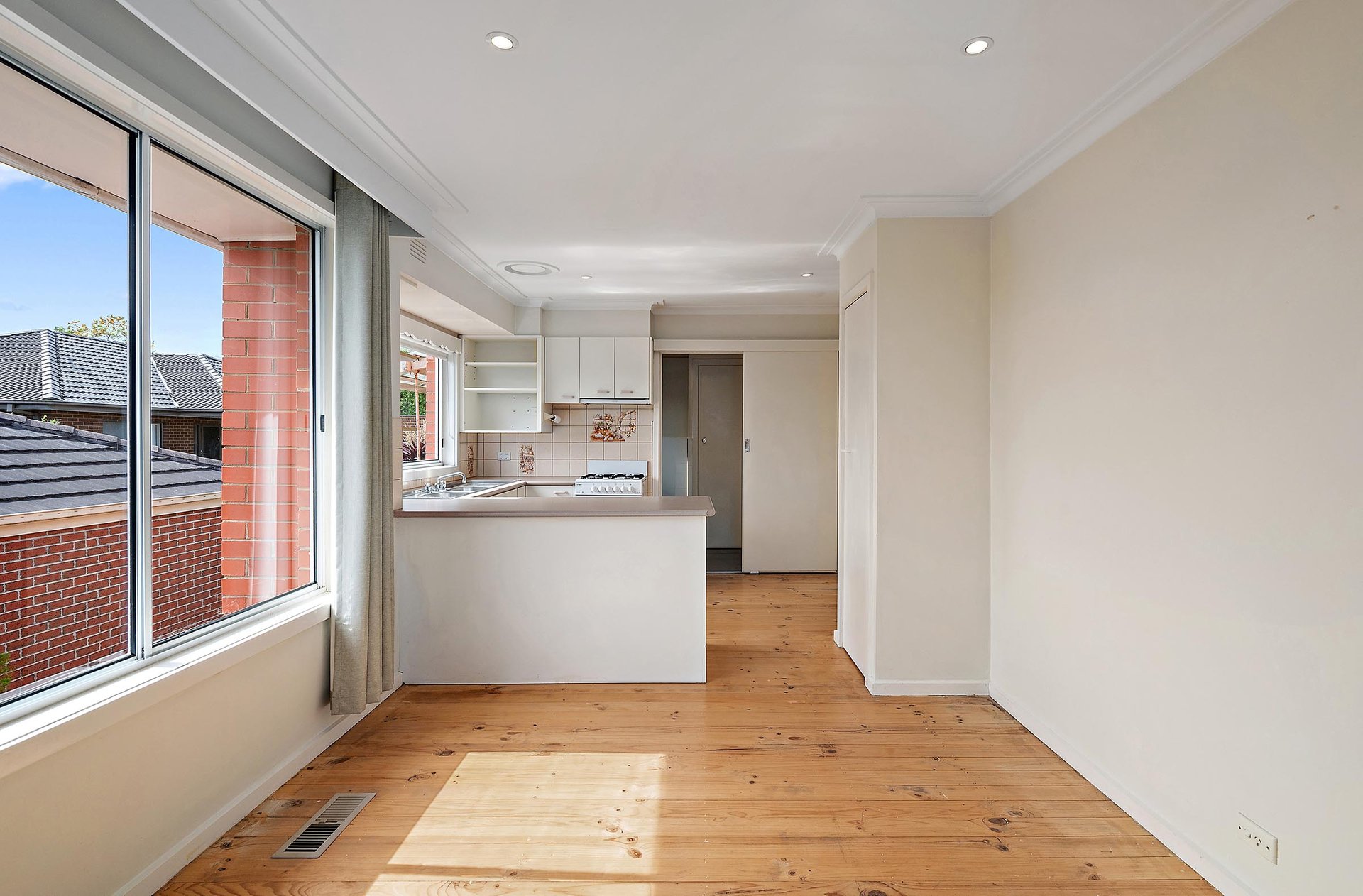 7 Aintree street, Mooroolbark image 2