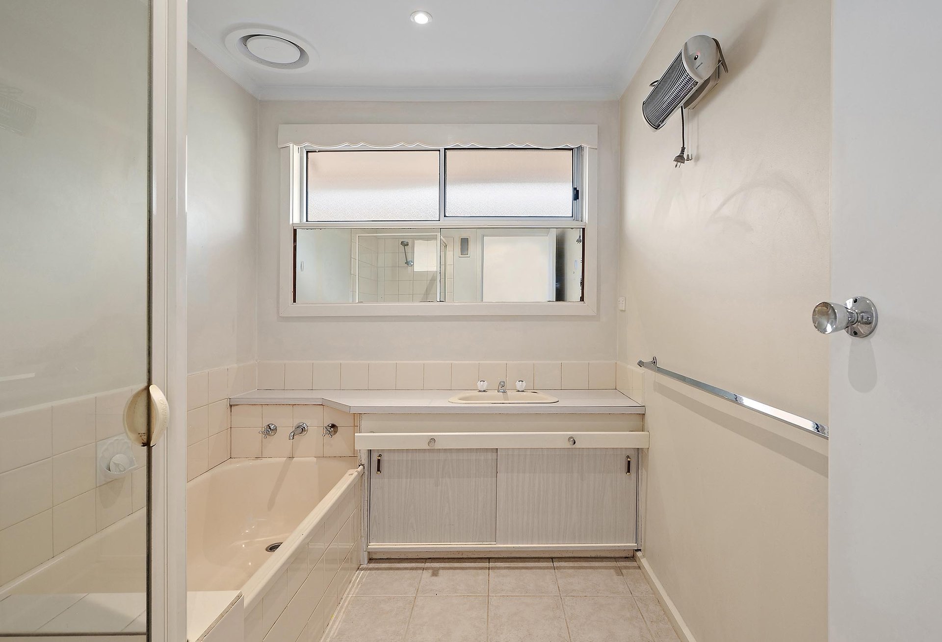 7 Aintree street, Mooroolbark image 3