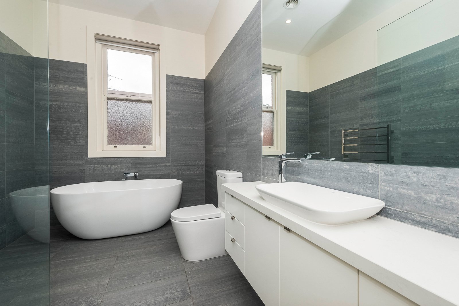 Property Gallery Thumbnail 6