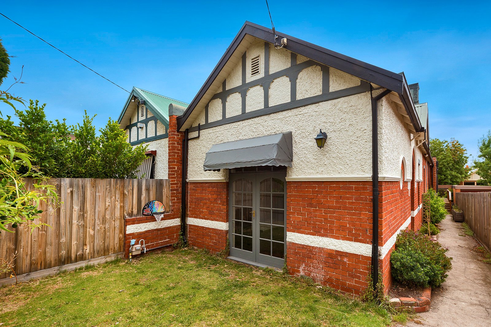 Property Gallery - Main Image