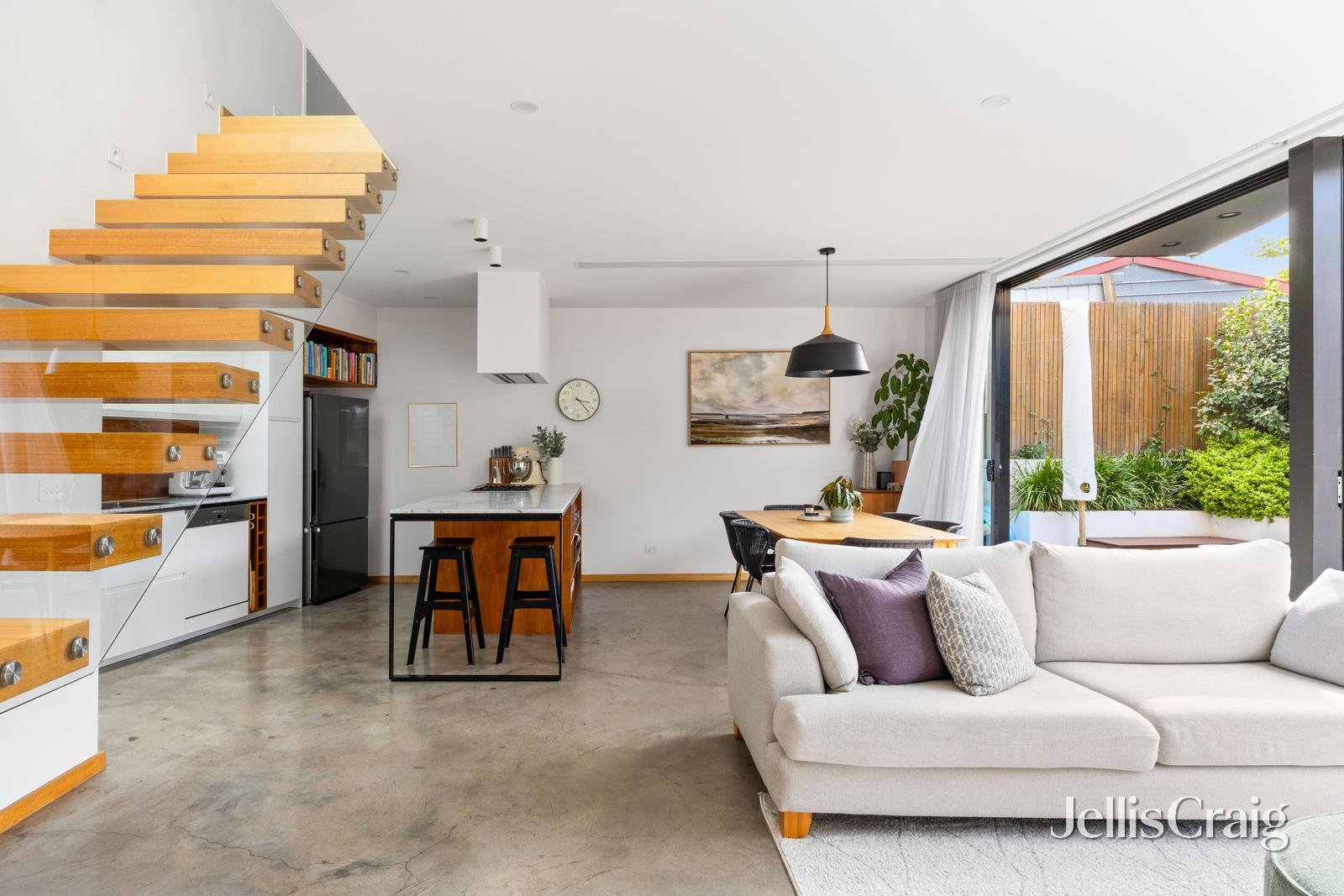 7 Alfred Place, Williamstown image 4