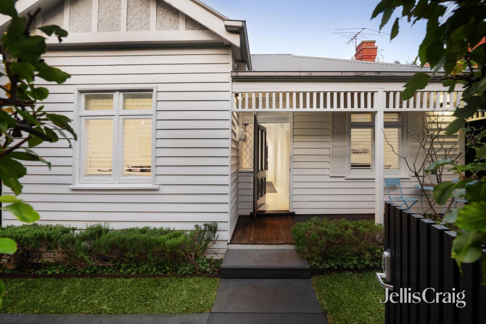 7 Alice Street, Malvern image 1