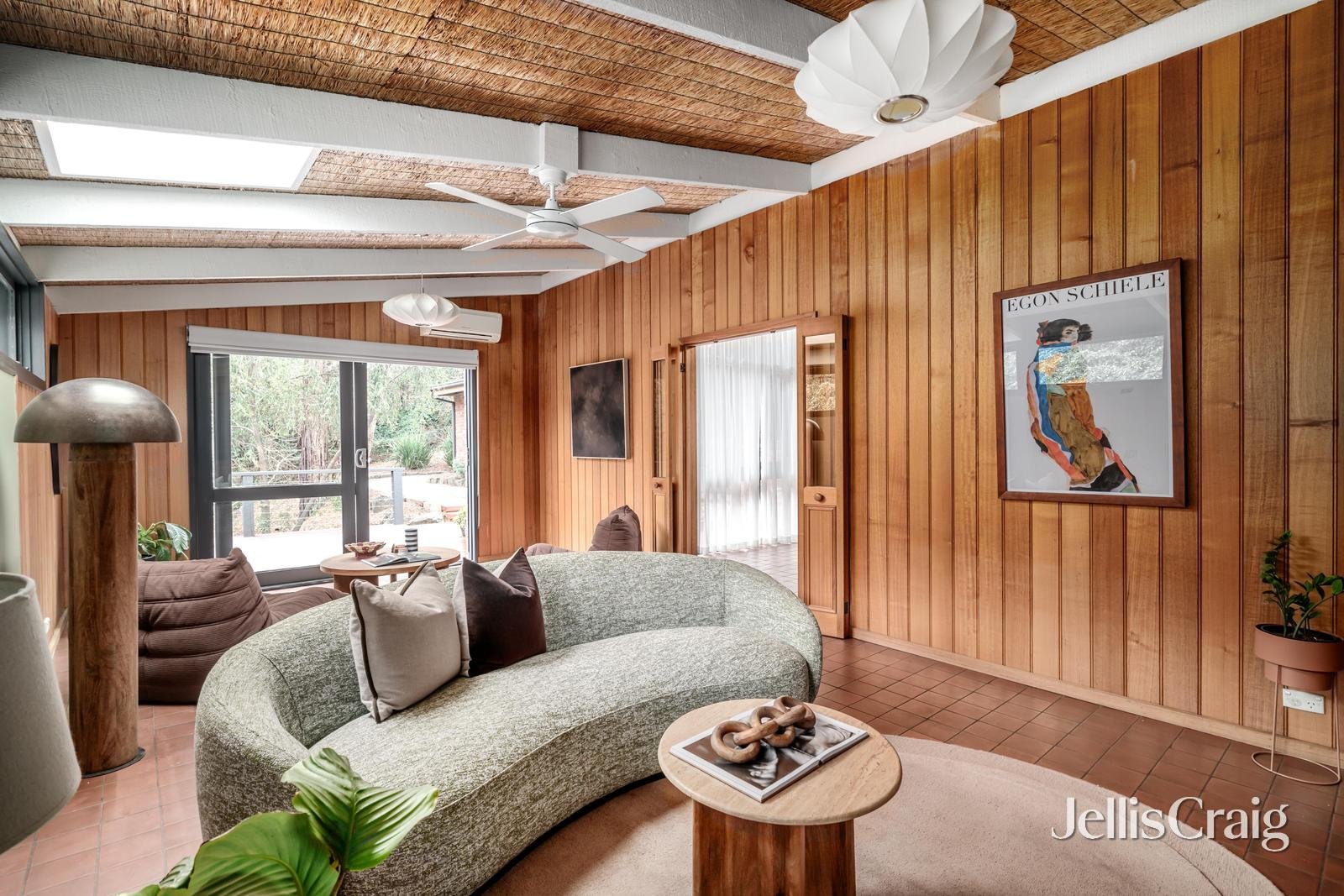 7 Allison Crescent, Eltham North image 6