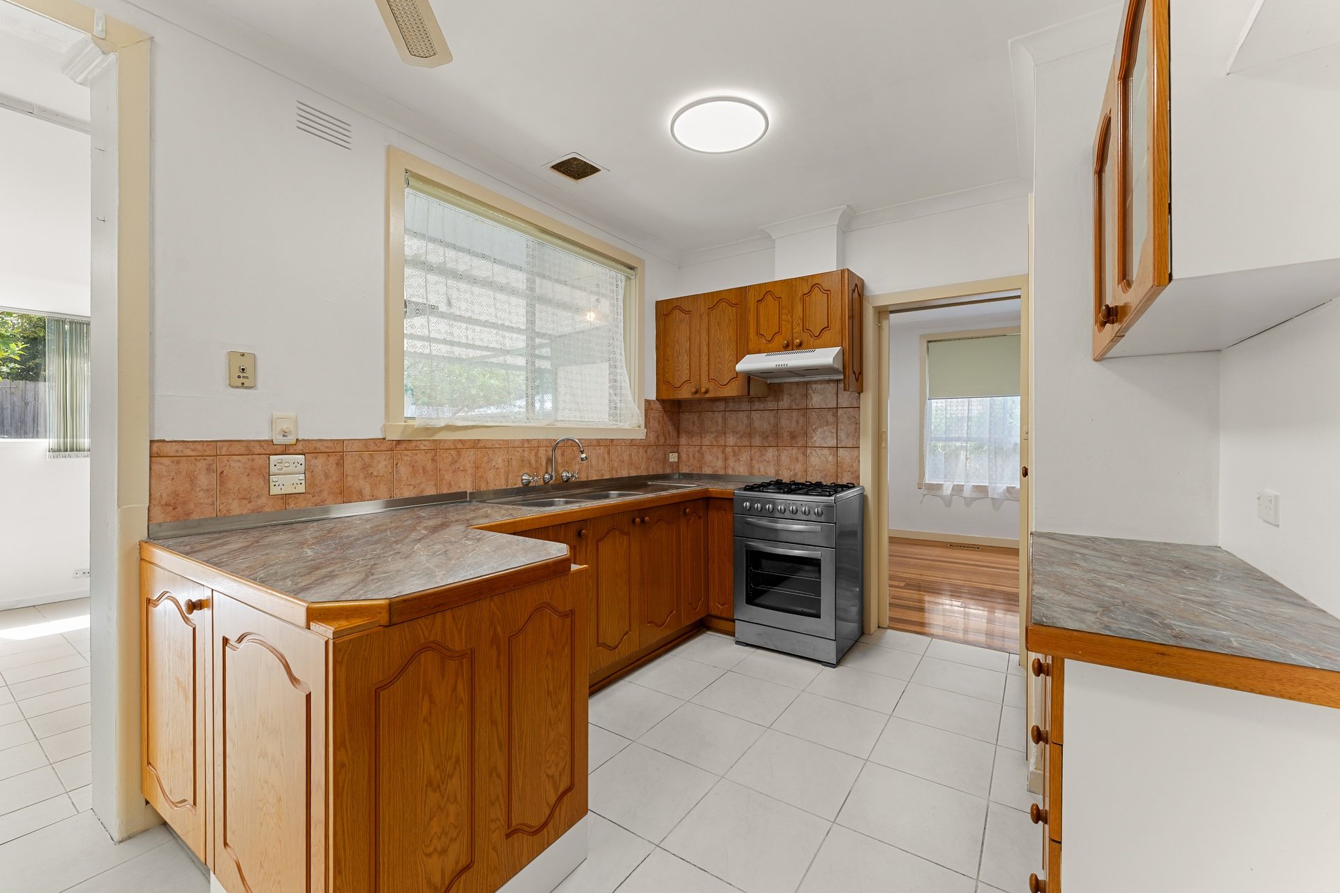 7 Altona Court, Doncaster&nbsp;East image 2