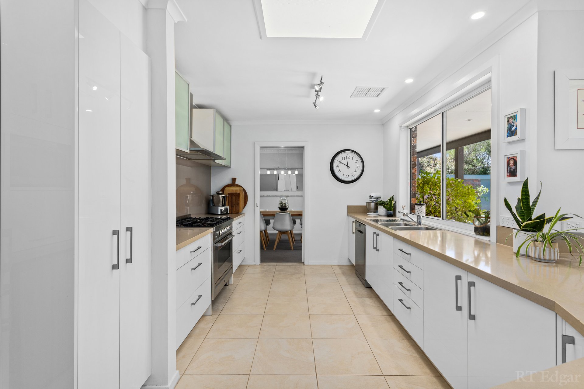 Property Gallery Thumbnail 6