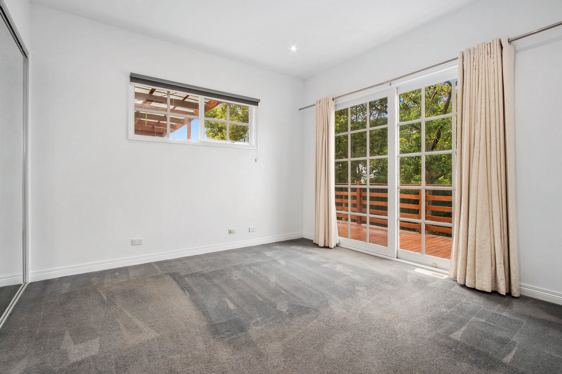 7 Angus Court OAKLEIGH SOUTH