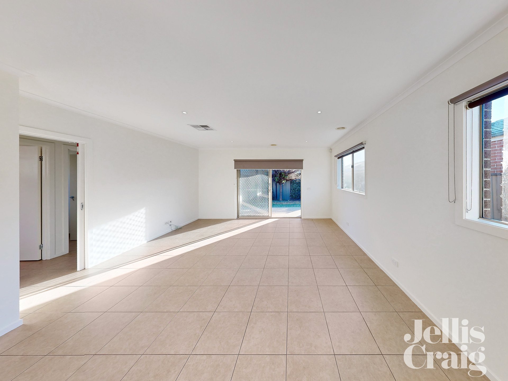 7 Appaloosa Grove, Clyde&nbsp;North image 2