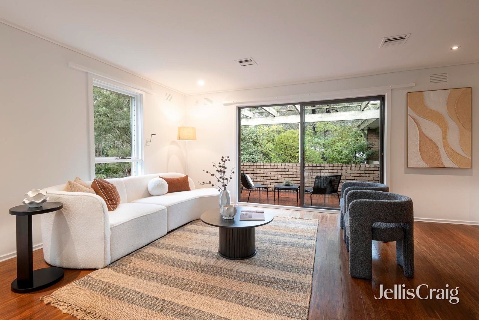 7 Arcola Court, Eltham image 3