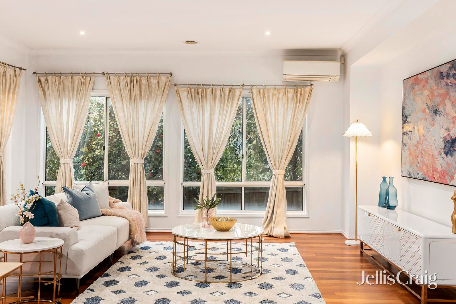 7 Arnold Grove, Doncaster image 2