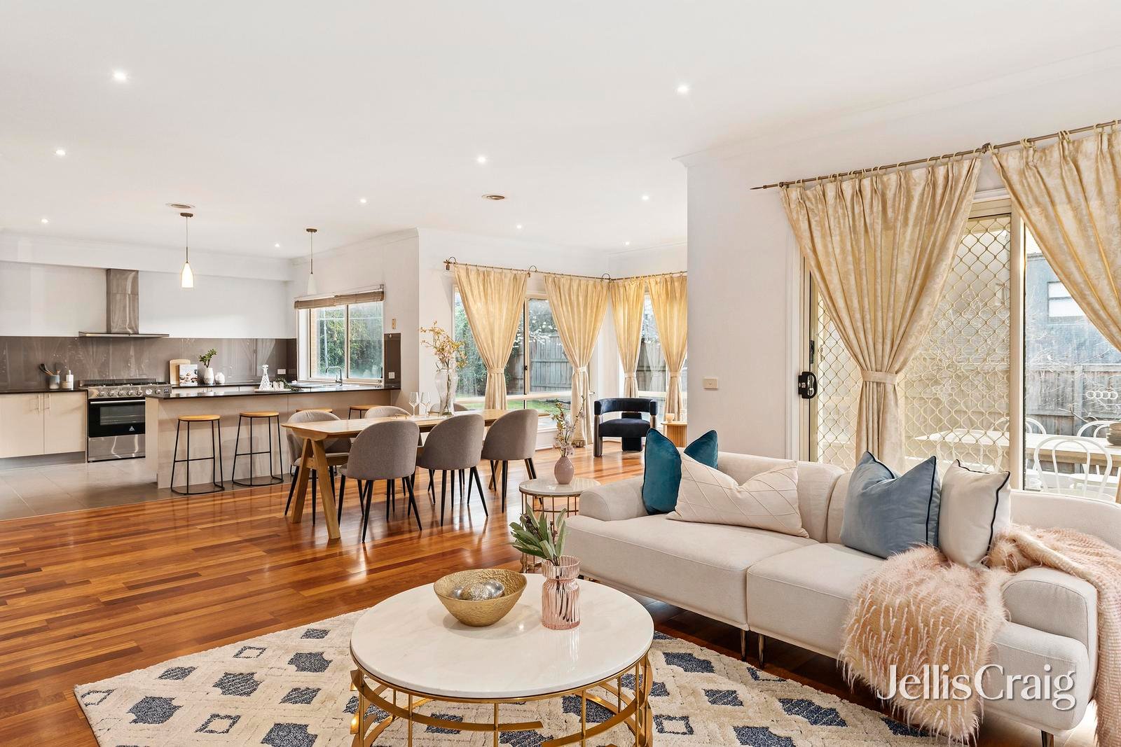 7 Arnold Grove, Doncaster image 5