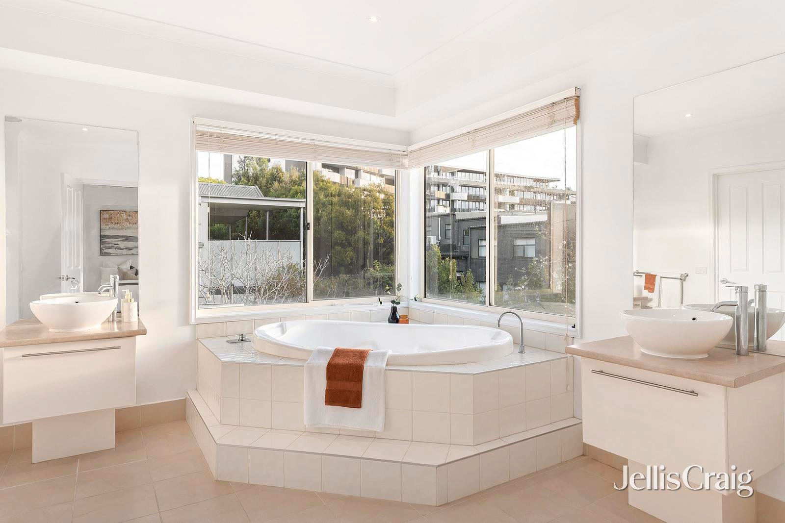 7 Arnold Grove, Doncaster image 10